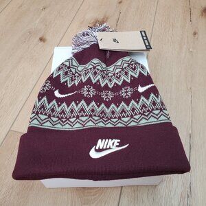Nike Sportswear Peak Fair Isle Beanie Hat Pom Pom Unisex NEW Burgundy Green OS
